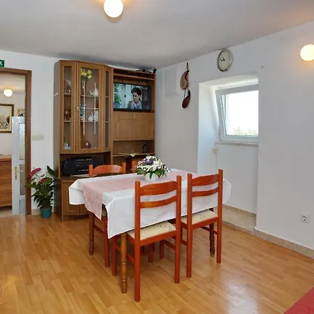 Holiday home House Tina *