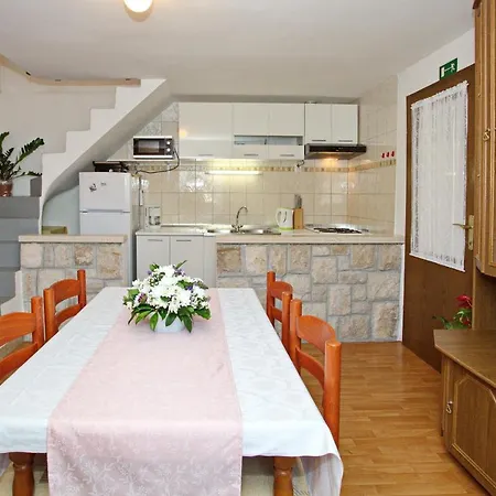 Holiday home House Tina